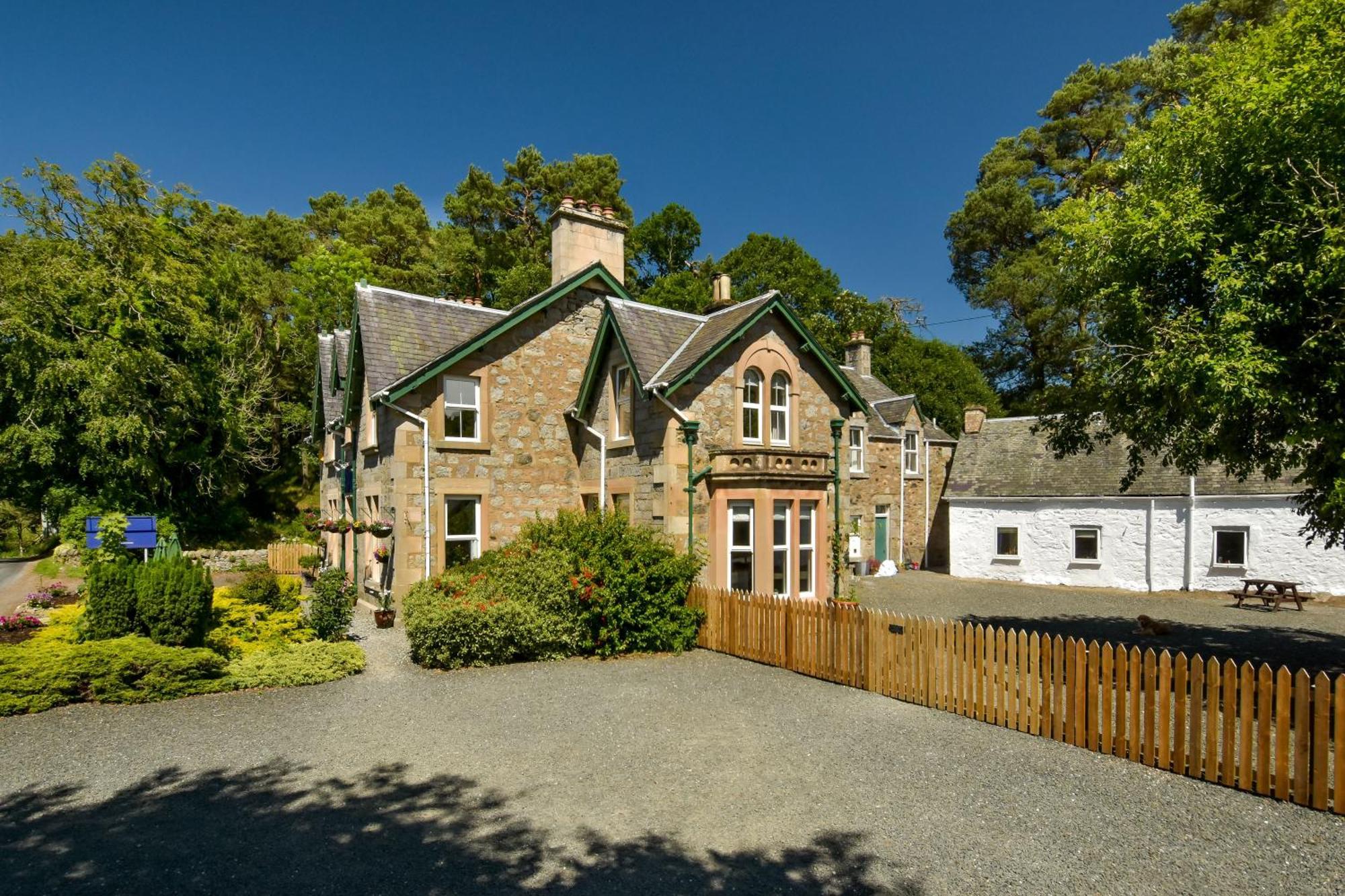 Strathardle Lodge Kirkmichael  Exterior photo